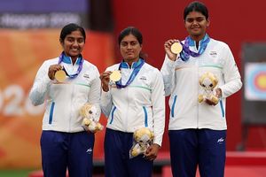 Asian games 2026 में भारत के अब तक 10 गोल्ड, खिलाड़ियों ने कहां-कहां मारी बाजी? SportsTak Hindi