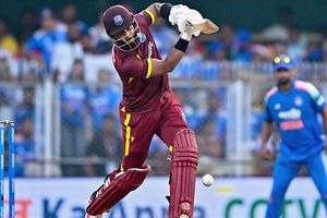 IND vs WI: वनडे क्रिकेट के इतिहास में पहली बार, वेस्ट इंडीज ने एक पारी में ठोक डाले 400 रन, भारत के खिलाफ रचा इतिहास SportsTak Hindi