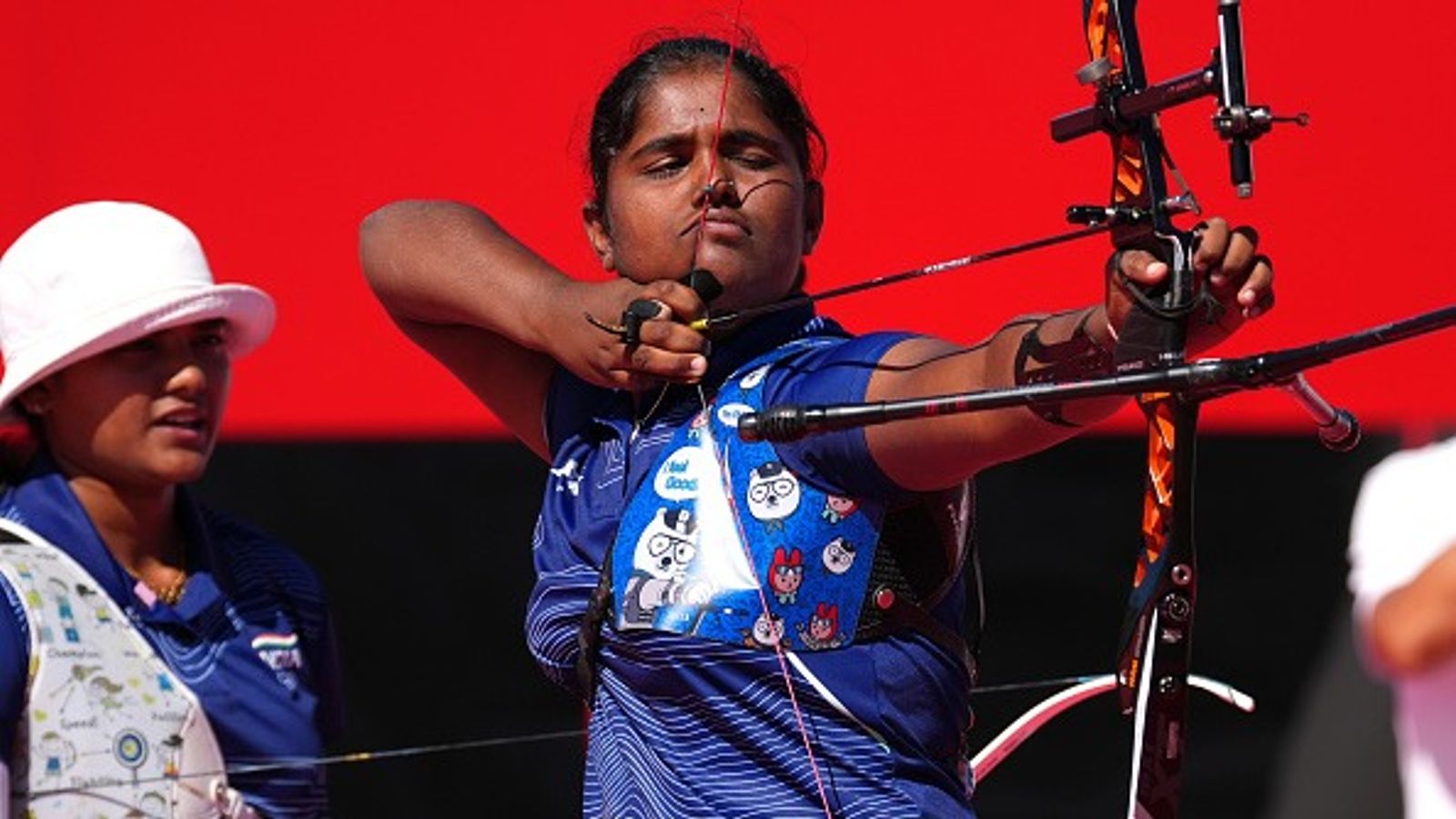 Asian games 2026: भारतीय तींरदाजी की नई सुपरस्टार, सेकंड हैंड धनुष से साउथ कोरिया का वर्चस्व तोड़ा, अब बनीं देश की पहली रिकर्व चैंपियन कुमकुम मोहोद एशियन गेम्स के इतिहास में भारत की पहली रिकर्व चैंपियन बन गई हैं. (PC: Getty)