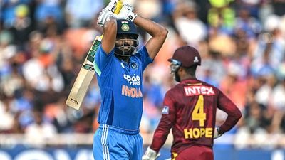 भारत और वेस्ट इंडीज की टीमों में T20I सीरीज के लिए बदलाव की पूरी लिस्ट, कौन लौटा घर और कौन हैं टीम के साथ, यहां जानें सब कुछ SportsTak Hindi