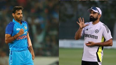भुवनेश्वर की 4 साल बाद टीम इंडिया में वापसी क्यों? शमी के कमबैक पर भी कोच ने दी बड़ी अपडेट Bhuvneshwar Kumar and Shami