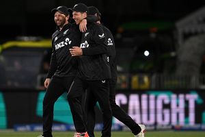 IND vs NZ: भारत के खिलाफ सीरीज के लिए न्यूजीलैंड की दो ODI टीम का ऐलान, एलन, फर्ग्यूसन और सीफर्ट की वापसी, तीसरे मैच के बाद बाहर होंगे ये खिलाड़ी SportsTak Hindi