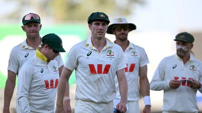 SA vs AUS: कमिंस, स्टार्क और हेजलवुड के कहर को नहीं झेल सकी साउथ अफ्रीका, ऑस्ट्रेलिया ने 284 पर मेजबानों को समेटा Josh Hazlewood, Steve Smith, Pat Cummins, Mitchell Starc, Nathan Lyon