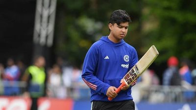 वैभव सूर्यवंशी क्या तानाशाही का शिकार हो रहे हैं? भारतीय टीम मैनेजमेंट पर विस्फोटक बल्लेबाज के कोच का गंभीर आरोप Vaibhav Sooryavanshi