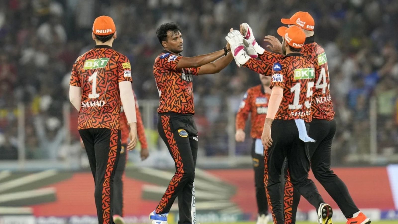 IPL 2027 से पहले दूसरा ट्रेड, SRH-DC ने बदले खिलाड़ी, 10.75 करोड़ी पेसर आधी रकम में खेलने को तैयार t natarajan