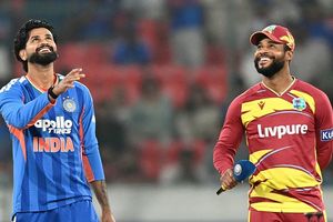 IND vs WI : भारत में मैच, करीब 360 करोड़ की T20I सीरीज… फिर वेस्टइंडीज को एक भी रुपया क्यों नहीं? SportsTak Hindi