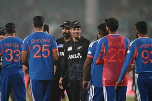 IND vs NZ : न्यूजीलैंड की धरती पर किसने T20I में बरसाए सबसे अधिक रन? टॉप -5 में 4 गायब सिर्फ एक है इस टीम इंडिया में शामिल SportsTak Hindi