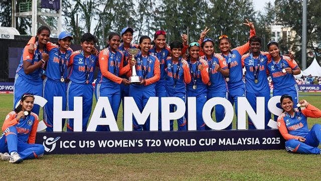 Women’s U-19 T20 World Cup 2027: भारत वेस्ट इंडीज के खिलाफ करेगा अपने खिताब बचाने के अभियान का आगाज ,अलग ग्रुप में पाकिस्तान, देखें पूरा शेड्यूल भारत डिफेंडिंग चैंपियन है. (PC: Getty)