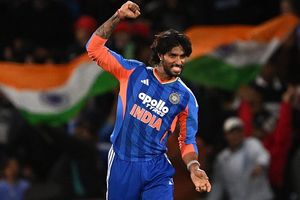 तिलक वर्मा कैसे बने भारत के नए फिनिशर, गंभीर ने उनका कैसे बढ़ाया हौसला? ड्रेसिंग रूम की बात आई सामने SportsTak Hindi