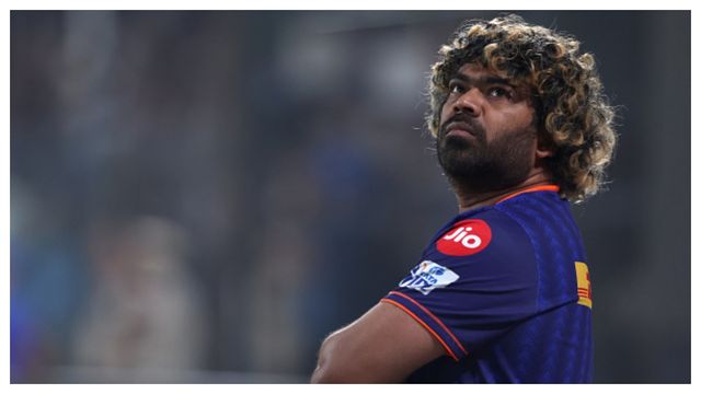 मुंबई इंडियंस ने मलिंगा सहित अपने सपोर्ट स्टाफ से तीन लोगों को किया बाहर, IPL 2027 के लिए उठाया बड़ा कदम Lasith Malinga in the frame (via Getty)