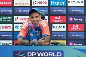 Suryakumar Yadav Press Conference: फॉर्म, ऑस्ट्रेलिया सीरीज और टी20 वर्ल्ड कप की तैयारी पर क्या बोले सूर्या SportsTak Hindi