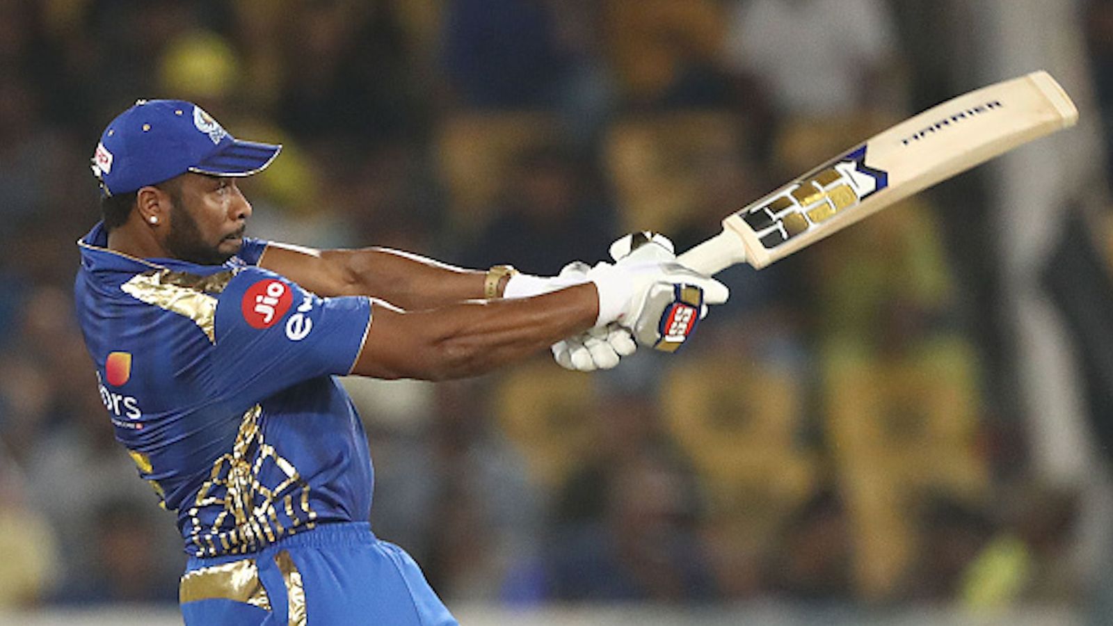 Pollard becomes 1st player in T20 with 10,000 runs & 300 wickets
Pollard becomes 1st player in T20 with 10,000 runs & 300 wickets