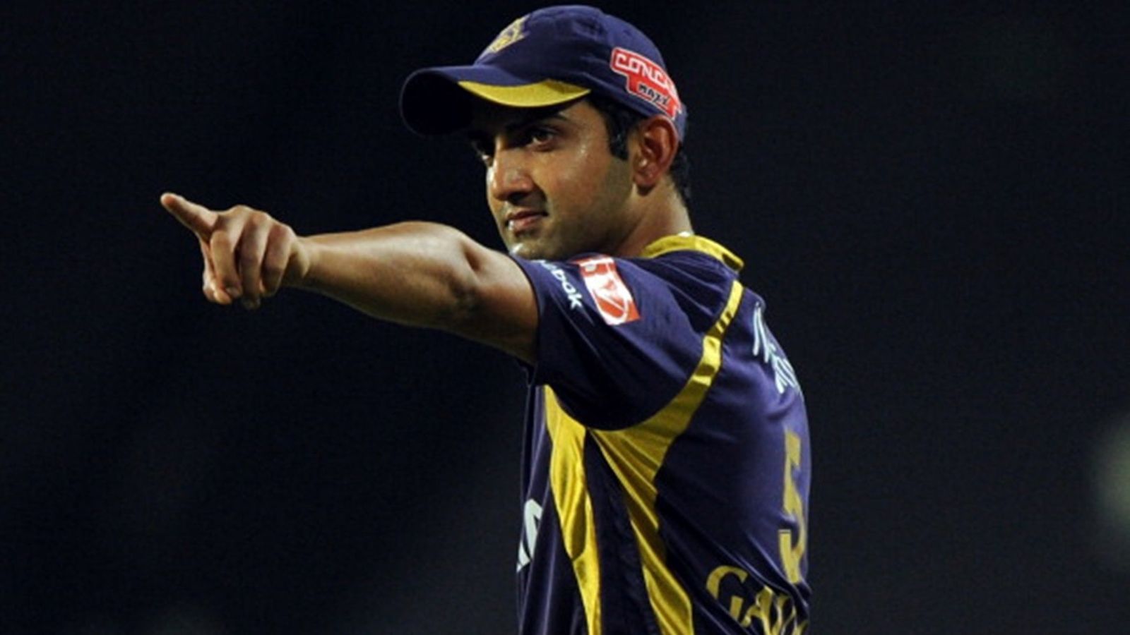 Gautam Gambhir lashes out at third umpire for disallowing Rahul Tripathi’s catch Gautam Gambhir lashes out at third umpire for disallowing Rahul Tripathi’s catch