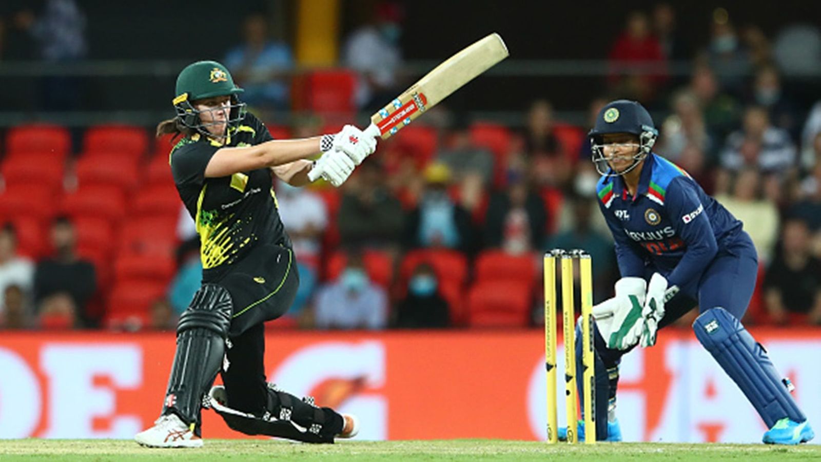 Indian bowlers star in low-scoring defeat in second T20I Indian bowlers star in low-scoring defeat in second T20I