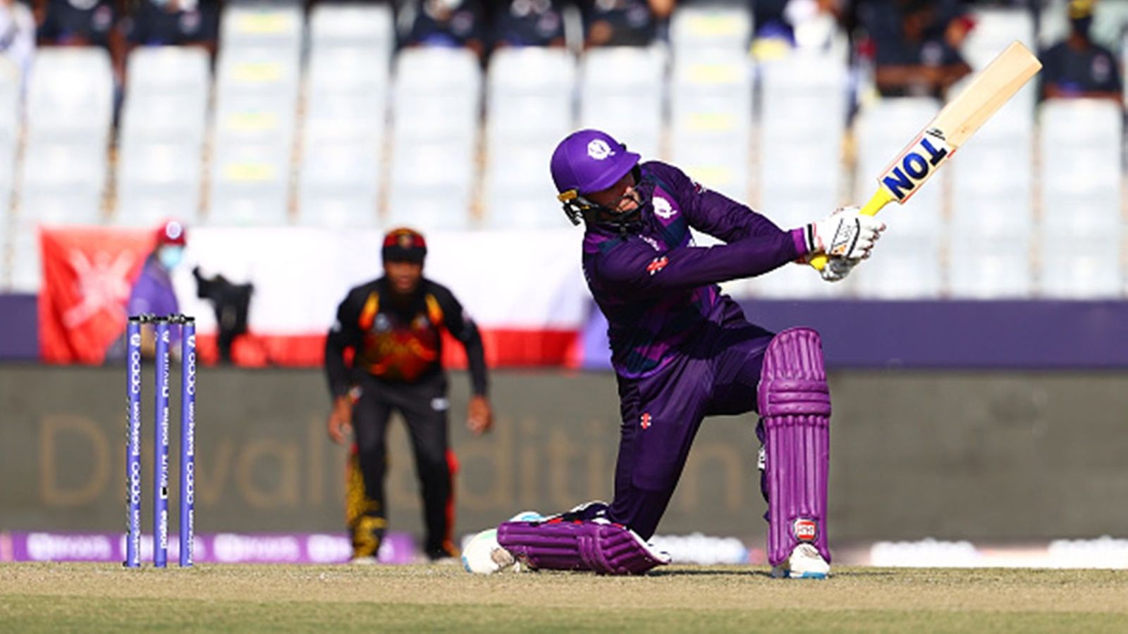 Scotland beat PNG despite losing 6 wickets in 11 balls, boost their qualifying hopes Scotland beat PNG despite losing 6 wickets in 11 balls, boost their qualifying hopes