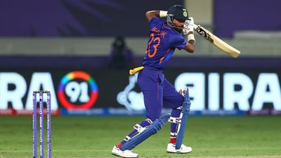 Sigh of relief for Virat Kohli before New Zealand clash, Hardik Pandya starts bowling in nets SportsTak
