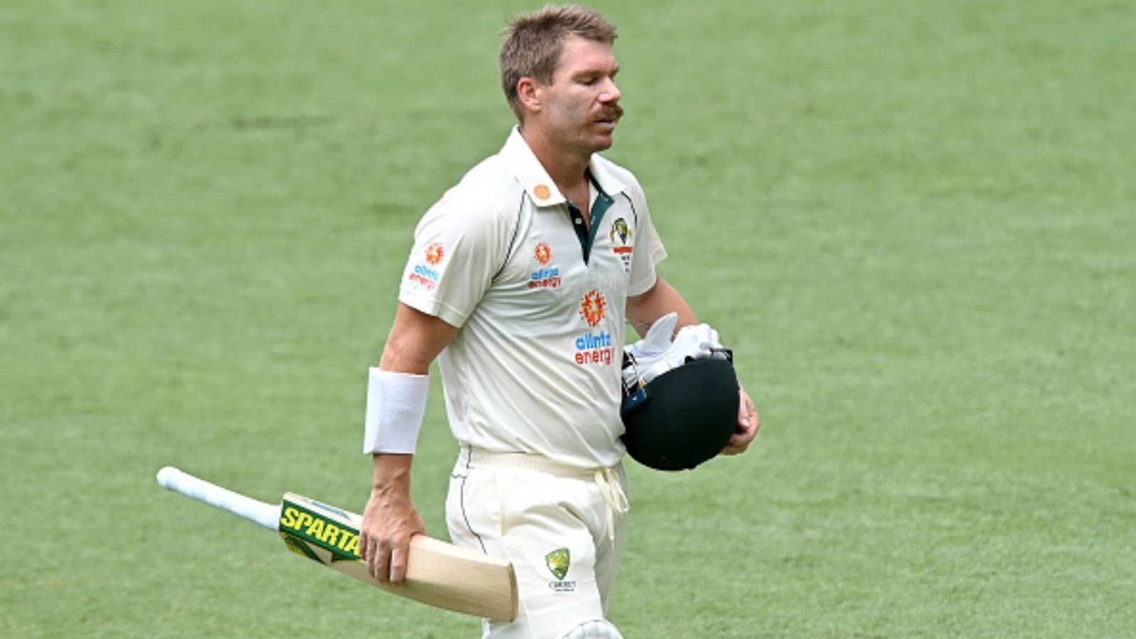 Shane Warne points out flaws ahead of Ashes challenge: 'No one fears Australia anymore' Shane Warne points out flaws ahead of Ashes challenge: 'No one fears Australia anymore'