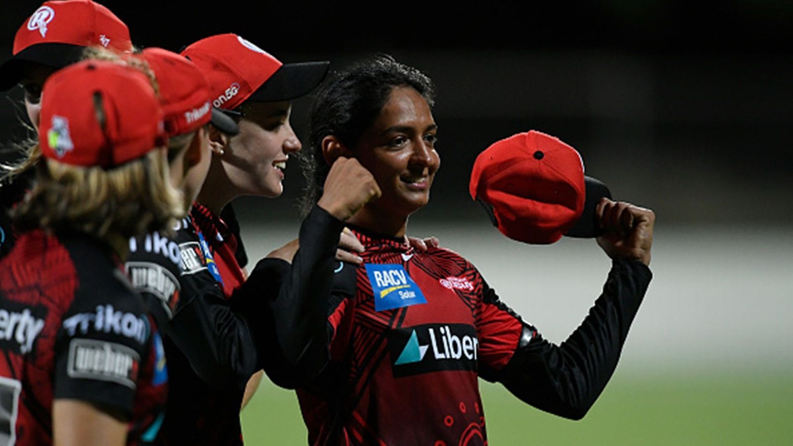 Quickfire 81 to defending 13 runs in last over, Harmanpreet Kaur delivers her best performance in WBBL 2021 Quickfire 81 to defending 13 runs in last over, Harmanpreet Kaur delivers her best performance in WBBL 2021