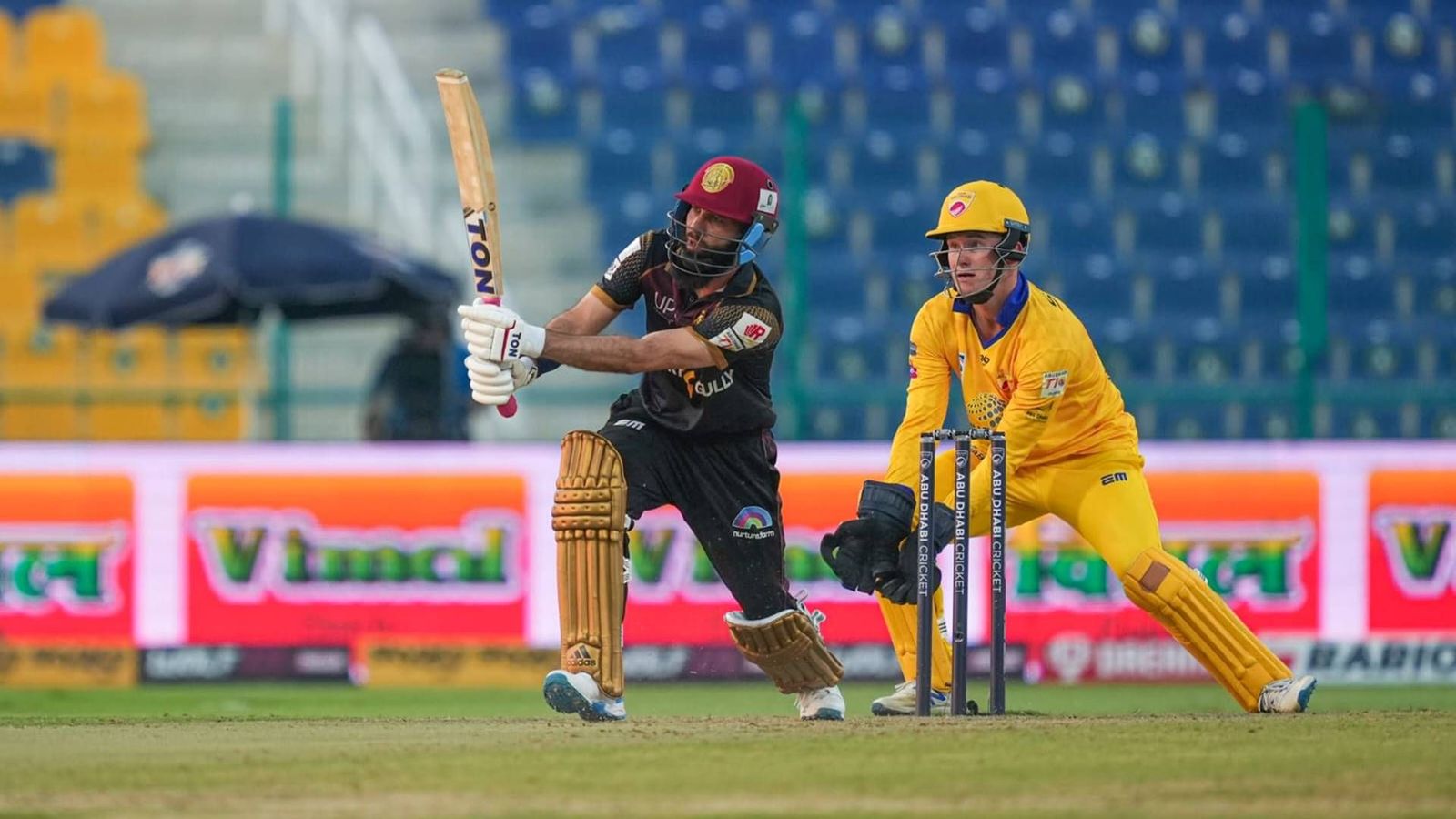 9 sixes in unbeaten 77-run knock; Moeen Ali decimates Abu Dhabi bowlers to chase down 146 9 sixes in unbeaten 77-run knock; Moeen Ali decimates Abu Dhabi bowlers to chase down 146