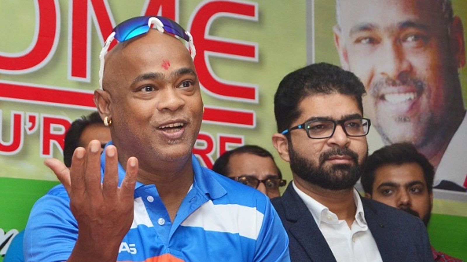 Vinod Kambli loses Rs 1 lakh in online fraud Vinod Kambli loses Rs 1 lakh in online fraud