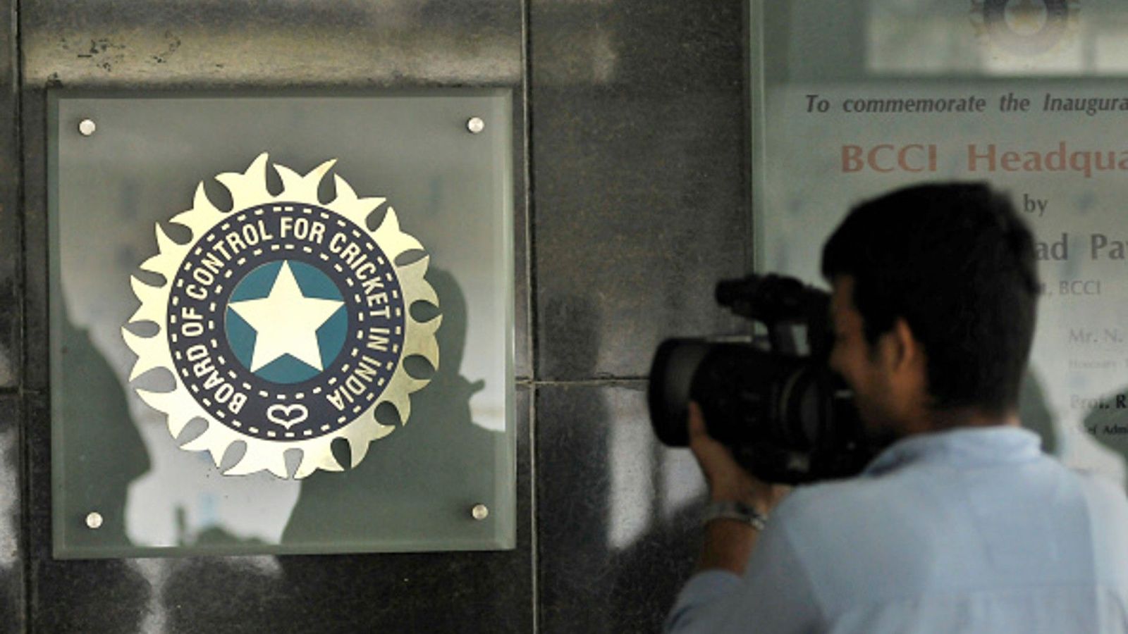 IPL 2022 mega auctions to be held in Bengaluru for 3 days: More details here IPL 2022 mega auctions to be held in Bengaluru for 3 days: More details here