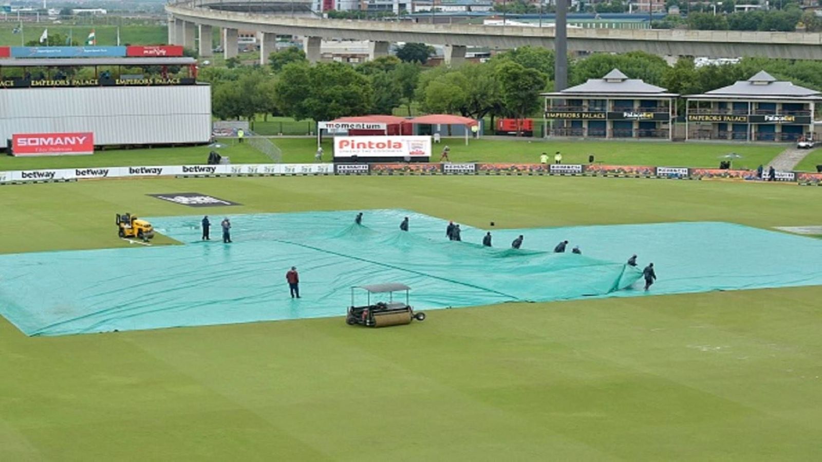 Rain plays spoilsport in Centurion, slim chance of play starting on Day 2 Rain plays spoilsport in Centurion, slim chance of play starting on Day 2