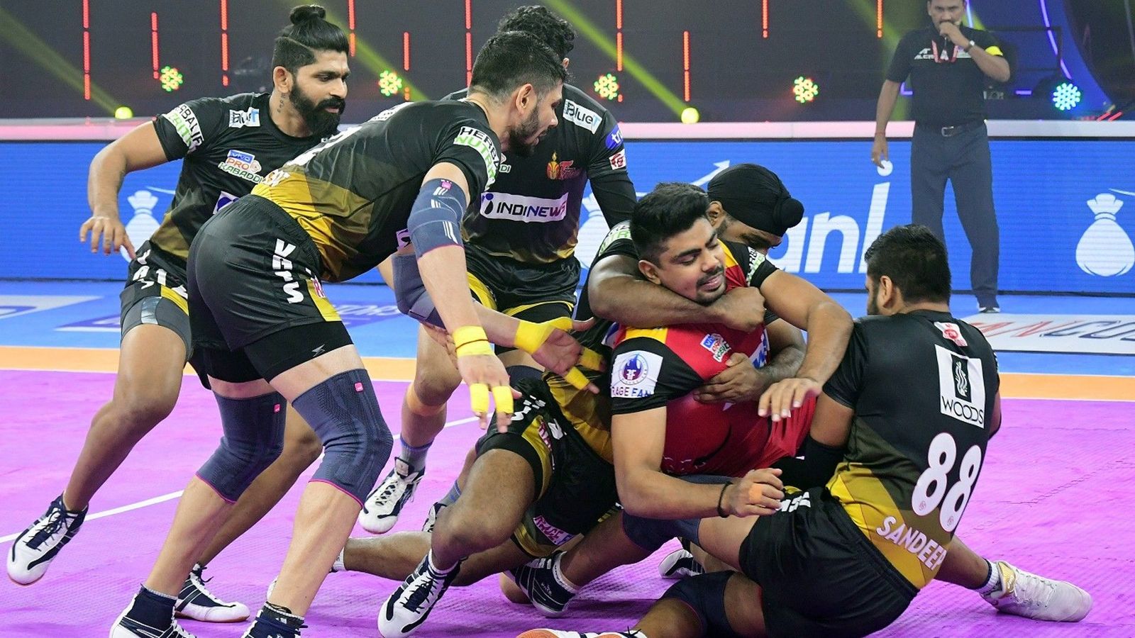 Bengaluru Bulls & Telugu Titans play stalemate in an exciting Southern Derby Bengaluru Bulls & Telugu Titans play stalemate in an exciting Southern Derby