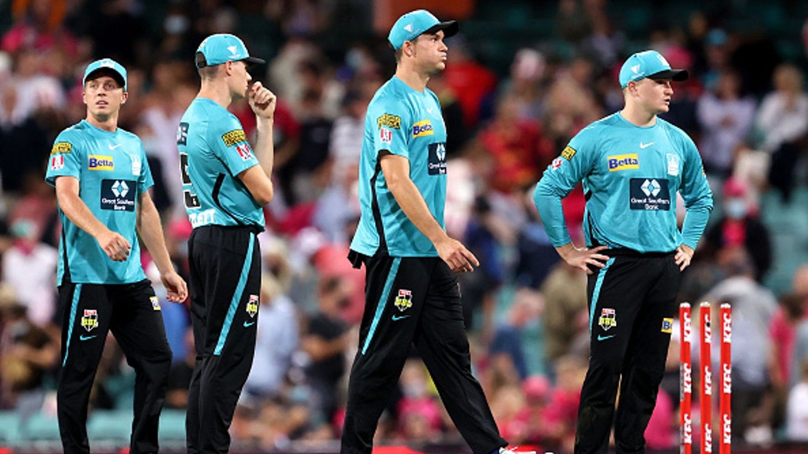 Covid trouble jolts BBL as 15 Heat players and staff test positive forcing match to be cancelled Covid trouble jolts BBL as 15 Heat players and staff test positive forcing match to be cancelled