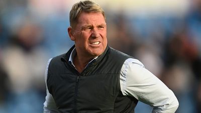 Former Australia pacer condemns Shane Warne; tells him to 'shut up' SportsTak