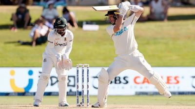 How Kiwi opener scored 7 runs in 1 ball in a Test match SportsTak