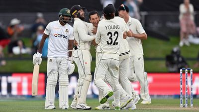 New Zealand bulldoze Bangladesh to square the Test series 1-1 despite Liton's quickfire century SportsTak