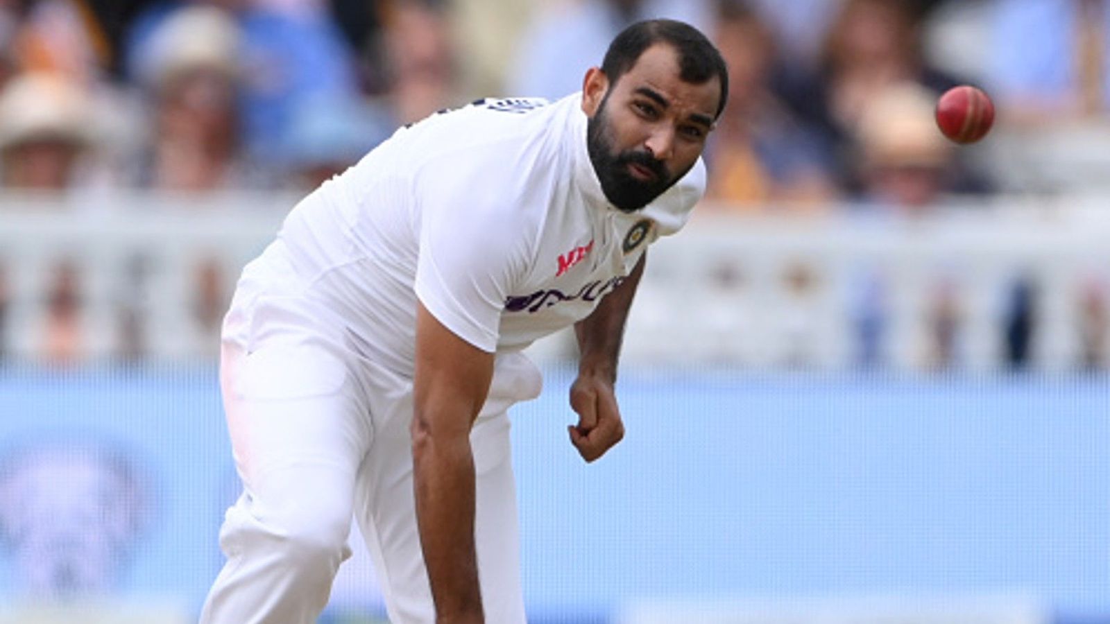 'If you’re not going to take wickets then...', Gavaskar recalls how Ravi Shastri words spurred Mohammed Shami's upturn 'If you’re not going to take wickets then...', Gavaskar recalls how Ravi Shastri words spurred Mohammed Shami's upturn