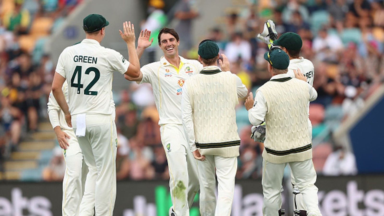 Australia on lead despite late blows as England crumble in 1st innings Australia on lead despite late blows as England crumble in 1st innings