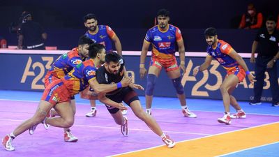 UP Yoddha ride on Pardeep's heroics to send Telugu Titans packing SportsTak