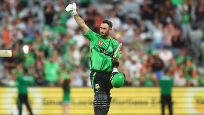 Maxwell hits first ever 150 in BBL history, guides Stars to record-breaking 273/2 with Stoinis SportsTak