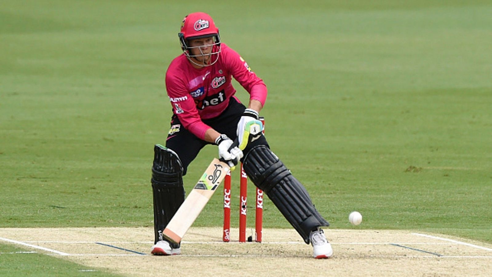 Former RCB player ruled out of Sydney Sixers' BBL playoff after testing positive for Covid-19 Former RCB player ruled out of Sydney Sixers' BBL playoff after testing positive for Covid-19