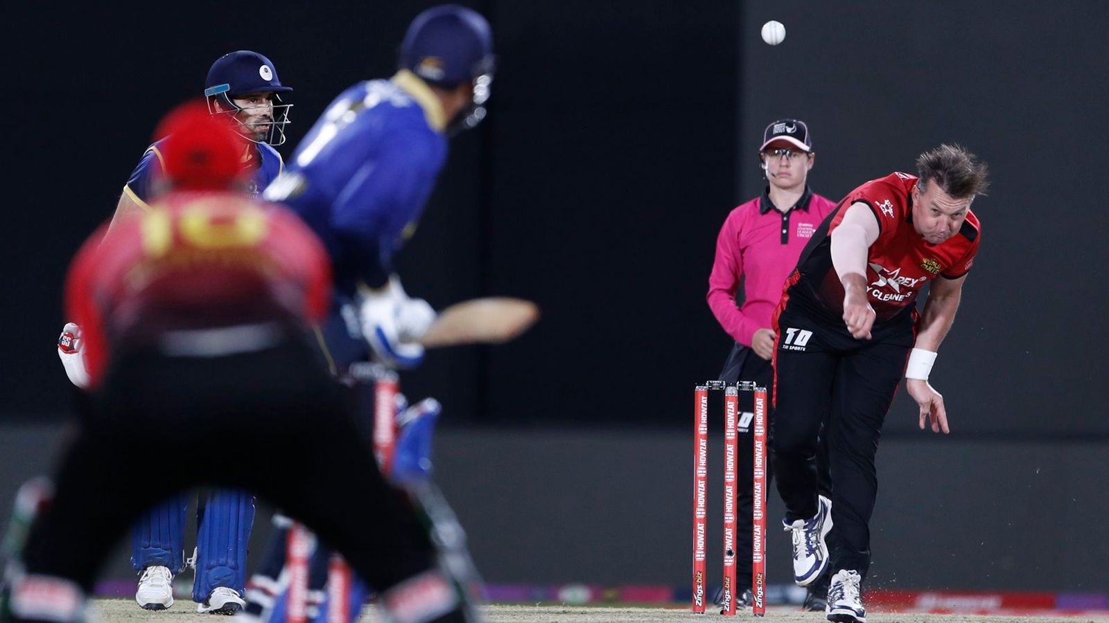 Brett Lee’s superb last over wrecks India Maharajas’ mammoth chase to knock them out of Legends League Cricket Brett Lee’s superb last over wrecks India Maharajas’ mammoth chase to knock them out of Legends League Cricket