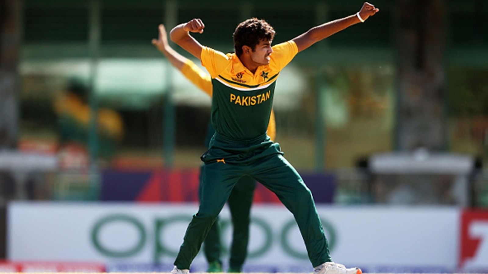 U-19 WC: Bangladesh surrender despite Ariful Islam's ton as Pakistan reach Super League playoff final, West Indies finish 11th U-19 WC: Bangladesh surrender despite Ariful Islam's ton as Pakistan reach Super League playoff final, West Indies finish 11th