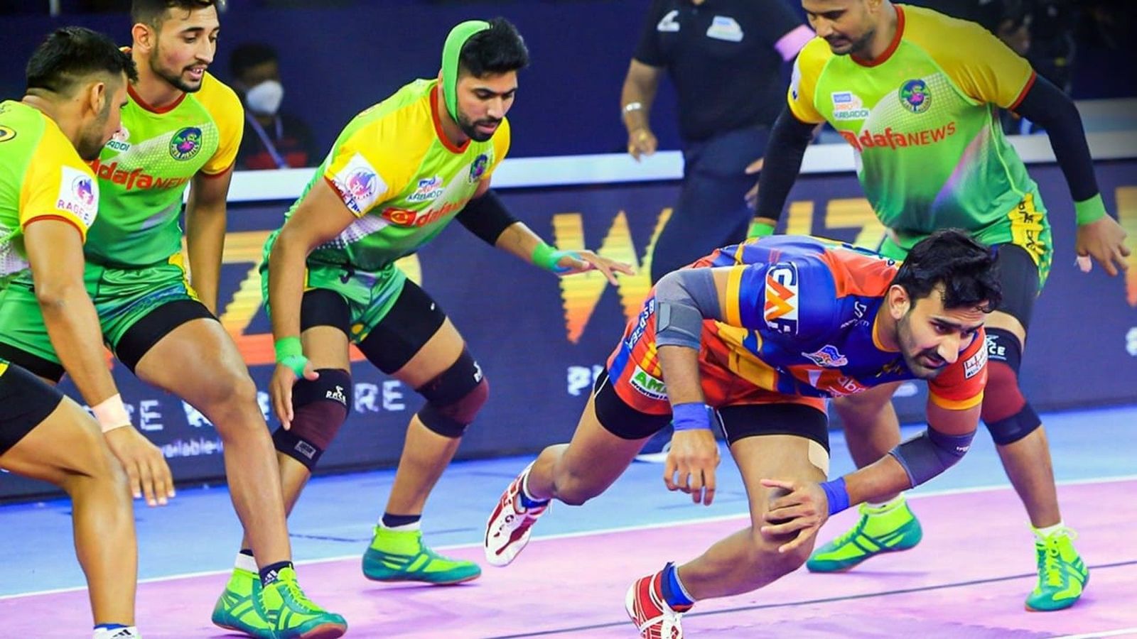 Pirates inch closer to top spot with win against UP Yoddha; Puneri Paltan clinch Maharashtra derby Pirates inch closer to top spot with win against UP Yoddha; Puneri Paltan clinch Maharashtra derby