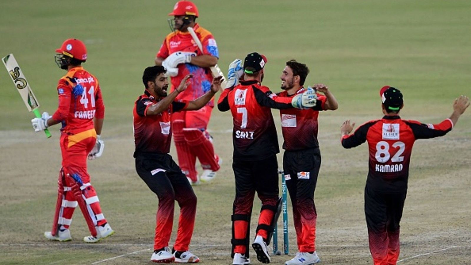 Zaman Khan's last over heroics help Lahore Qalandars claim thriller against Islamabad United Zaman Khan's last over heroics help Lahore Qalandars claim thriller against Islamabad United