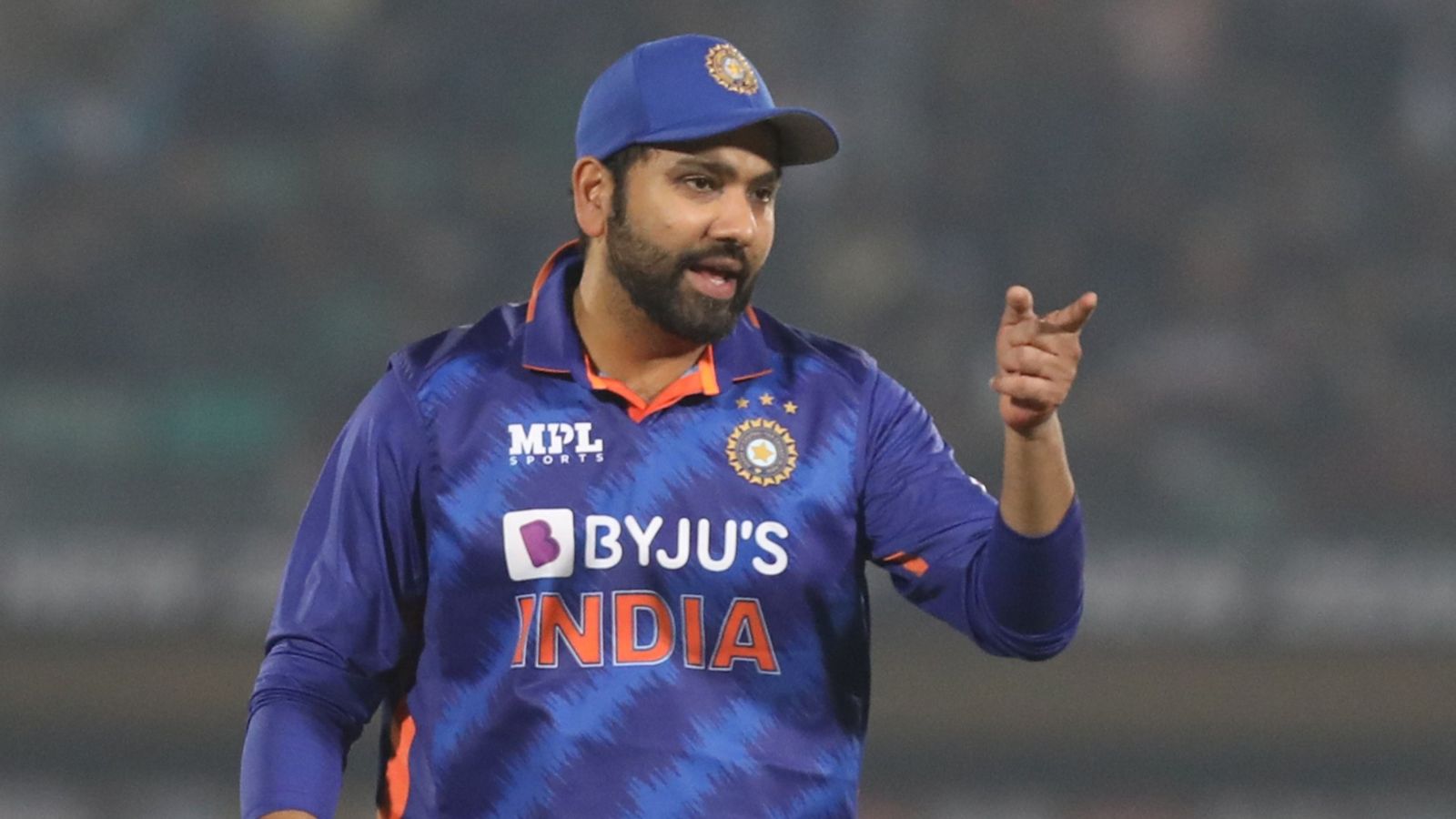 If you guys can keep quiet for a while, Virat Kohli will be alright: Rohit Sharma If you guys can keep quiet for a while, Virat Kohli will be alright: Rohit Sharma