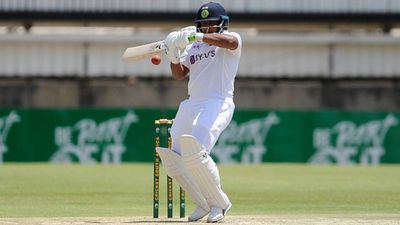 Sold for Rs 20 lakh in IPL 2022 auction, Sarfaraz Khan smashes 30 fours, 7 sixes in 275-run knock in Ranji Trophy game SportsTak