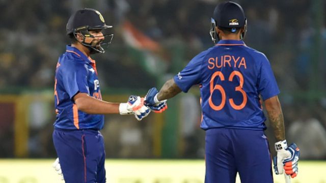 IND vs WI 3rd T20: Suryakumar's scorching 65 gives India back-to-back series sweep against West Indies IND vs WI 3rd T20: Suryakumar's scorching 65 gives India back-to-back series sweep against West Indies
