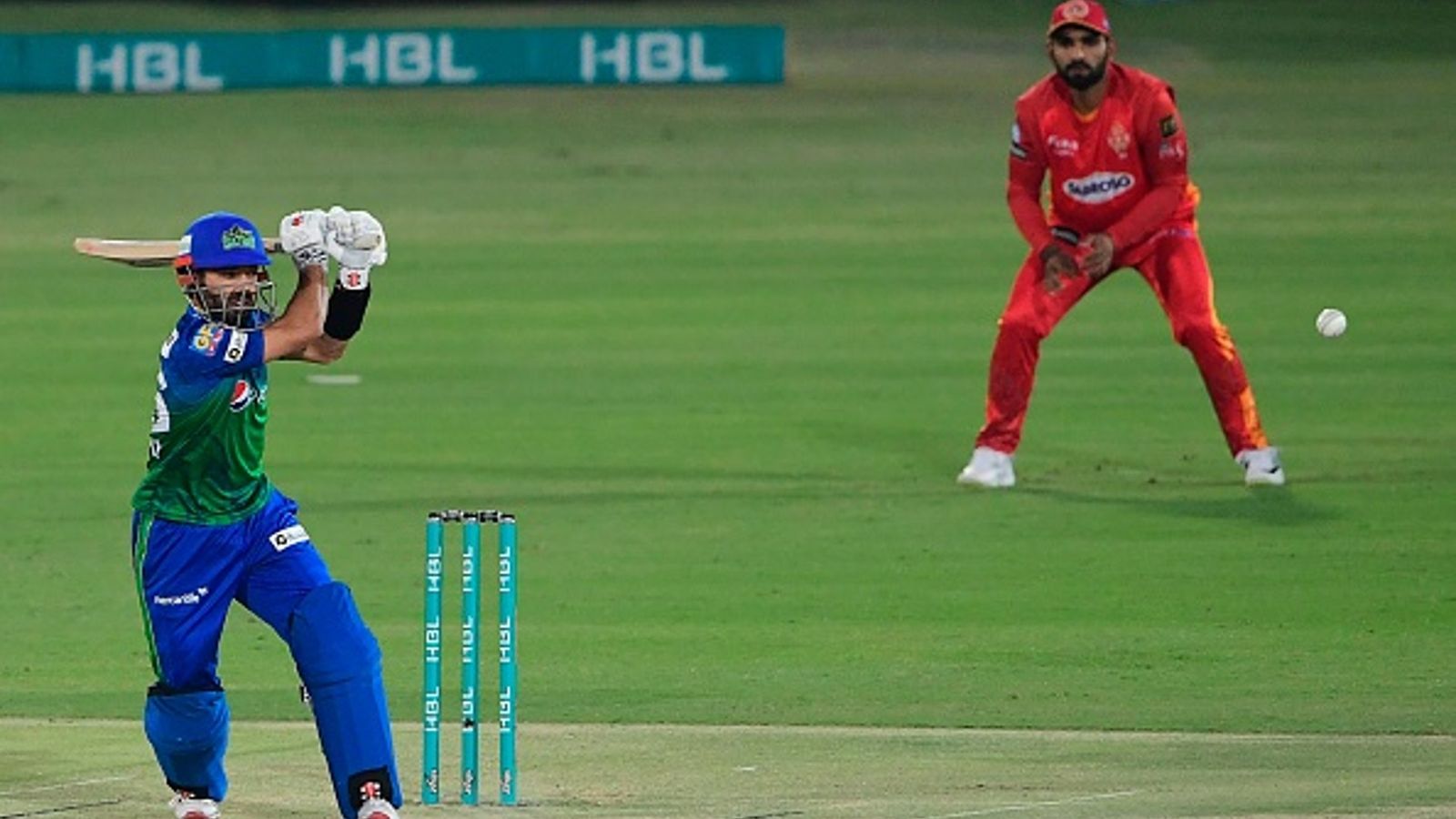 Islamabad United make play-offs despite 6-wicket loss as Multan Sultans set new record with nine wins Islamabad United make play-offs despite 6-wicket loss as Multan Sultans set new record with nine wins