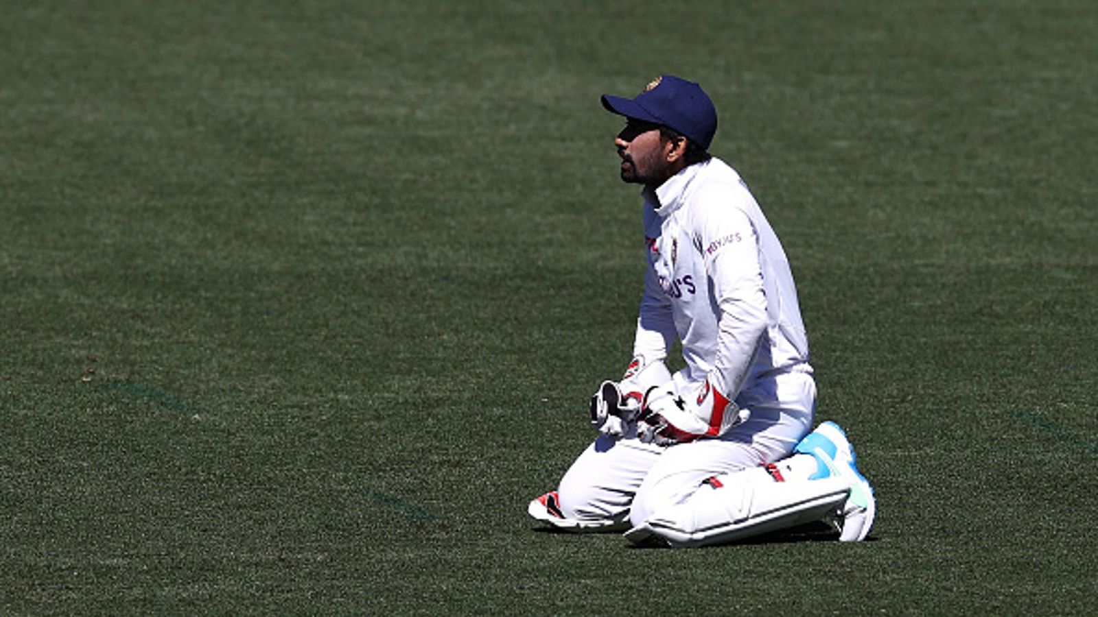 Saha-journo row: Wriddhiman not to disclose journalist's name who threatened him Saha-journo row: Wriddhiman not to disclose journalist's name who threatened him