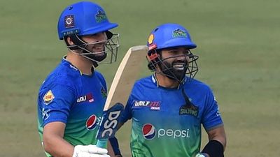 PSL: Rilee Rossouw, Mohammad Rizwan star as Multan Sultans beat Lahore Qalandars to enter final SportsTak