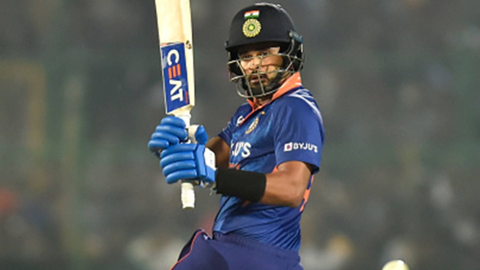 New no.3 Shreyas Iyer leads India to series win with career-best 74 in second T20I New no.3 Shreyas Iyer leads India to series win with career-best 74 in second T20I
