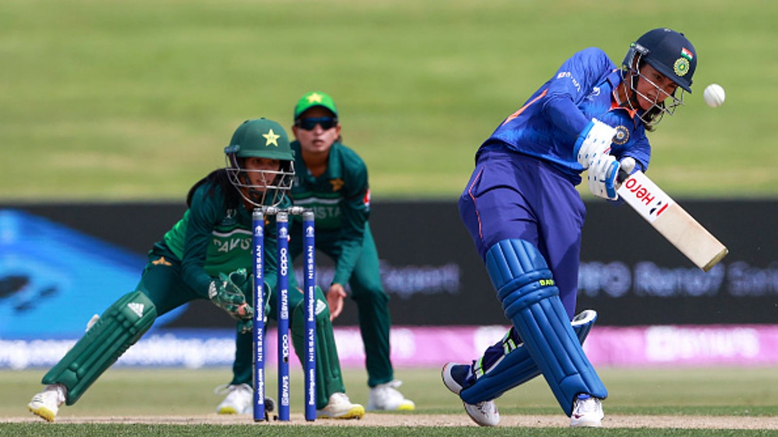 Women's WC: Smriti Mandhana achieves a rare feat with splendid 52-run knock in World Cup opener against Pakistan Women's WC: Smriti Mandhana achieves a rare feat with splendid 52-run knock in World Cup opener against Pakistan