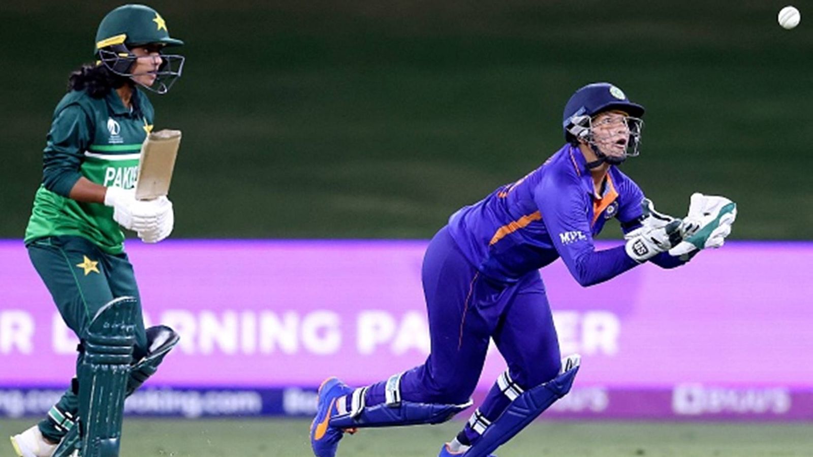 18-year-old wicketkeeper Richa Ghosh writes history with 5 dismissals on World Cup debut against Pakistan 18-year-old wicketkeeper Richa Ghosh writes history with 5 dismissals on World Cup debut against Pakistan