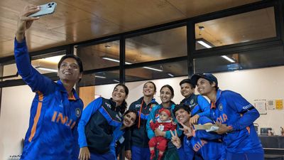 Team India players meet Pakistan skipper Bismah Maroof's daughter, click selfies after high voltage clash SportsTak